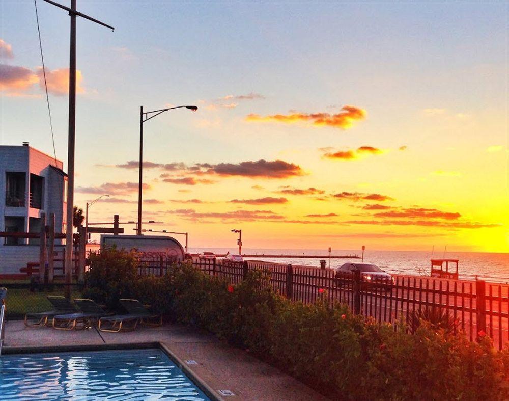 Four Seasons On The Gulf Villa Galveston Exterior photo